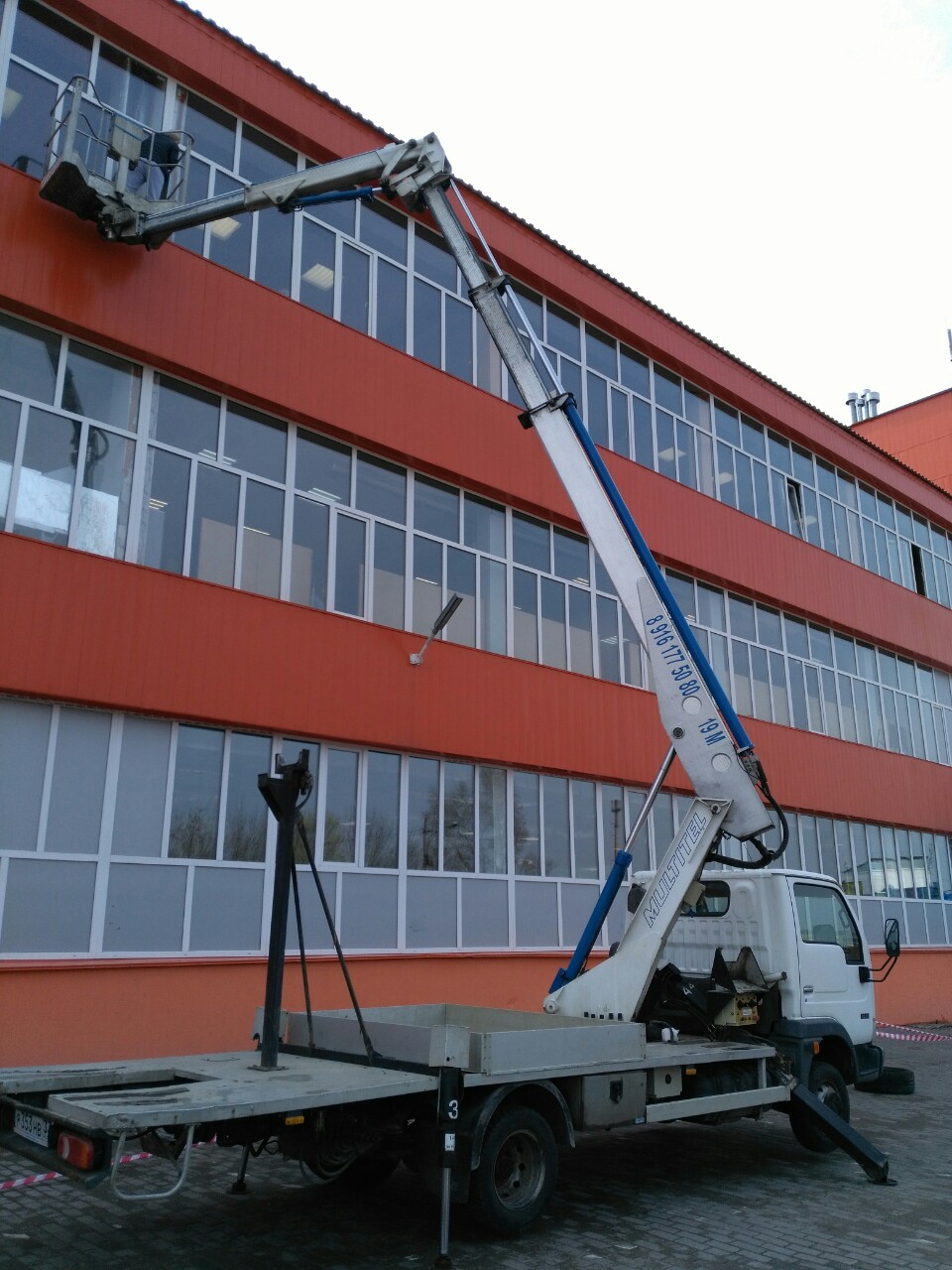 Услуги автовышки, аренда автовыки, заказ автовышки