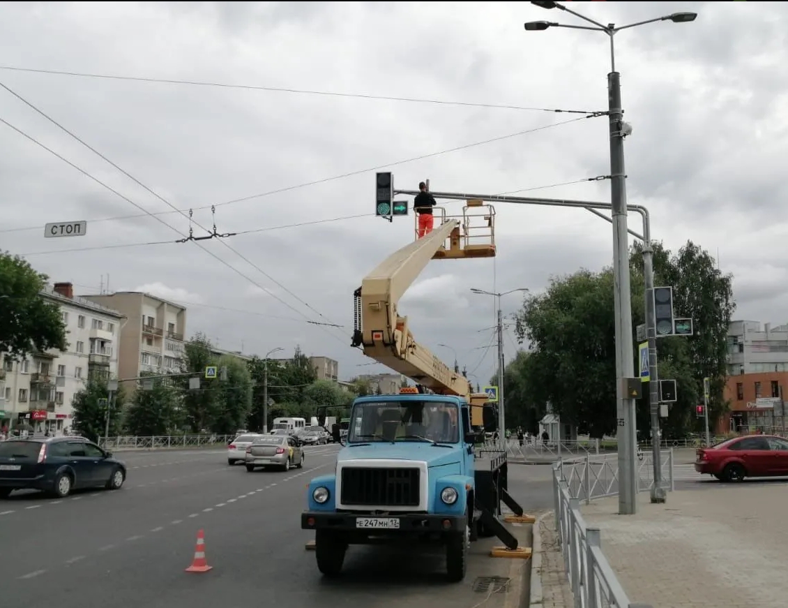 Услуги автовышки от собственника Строительная Компания "Статус Строй"