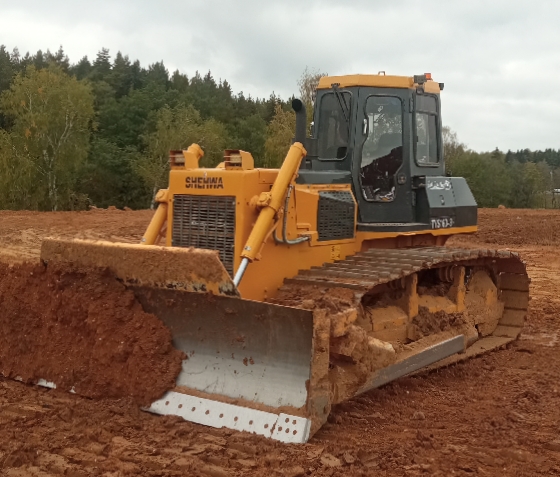 Аренда бульдозер с рыхлителем. Болотоход.