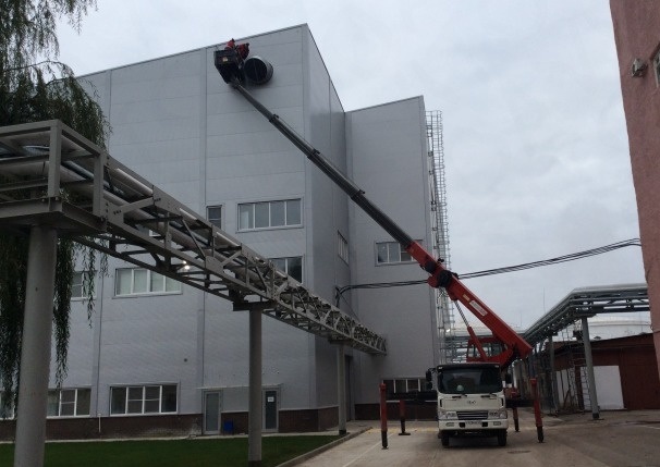 Услуги-аренды автовышка 32 метра