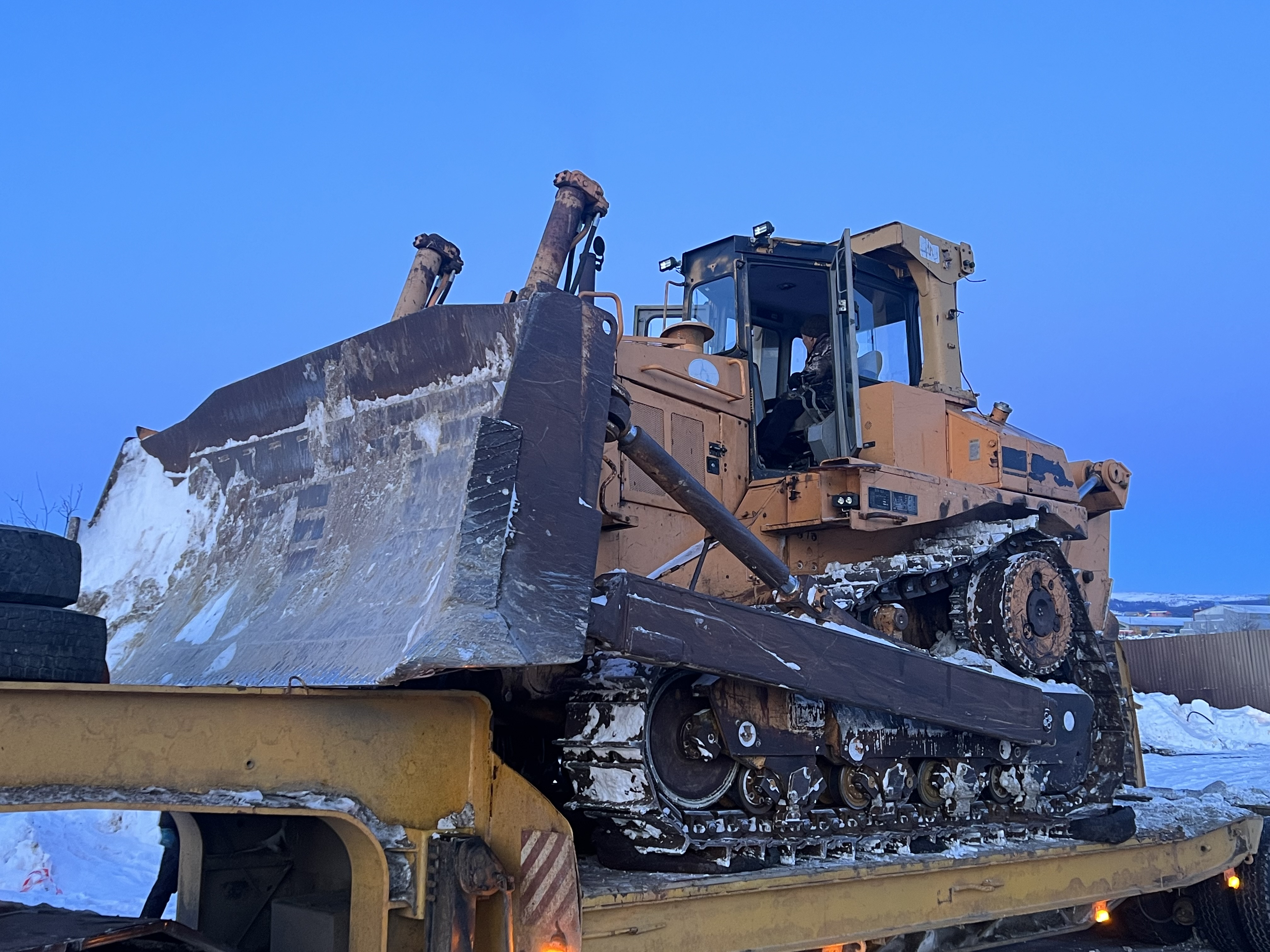 Бульдозер САТ D9 в аренду