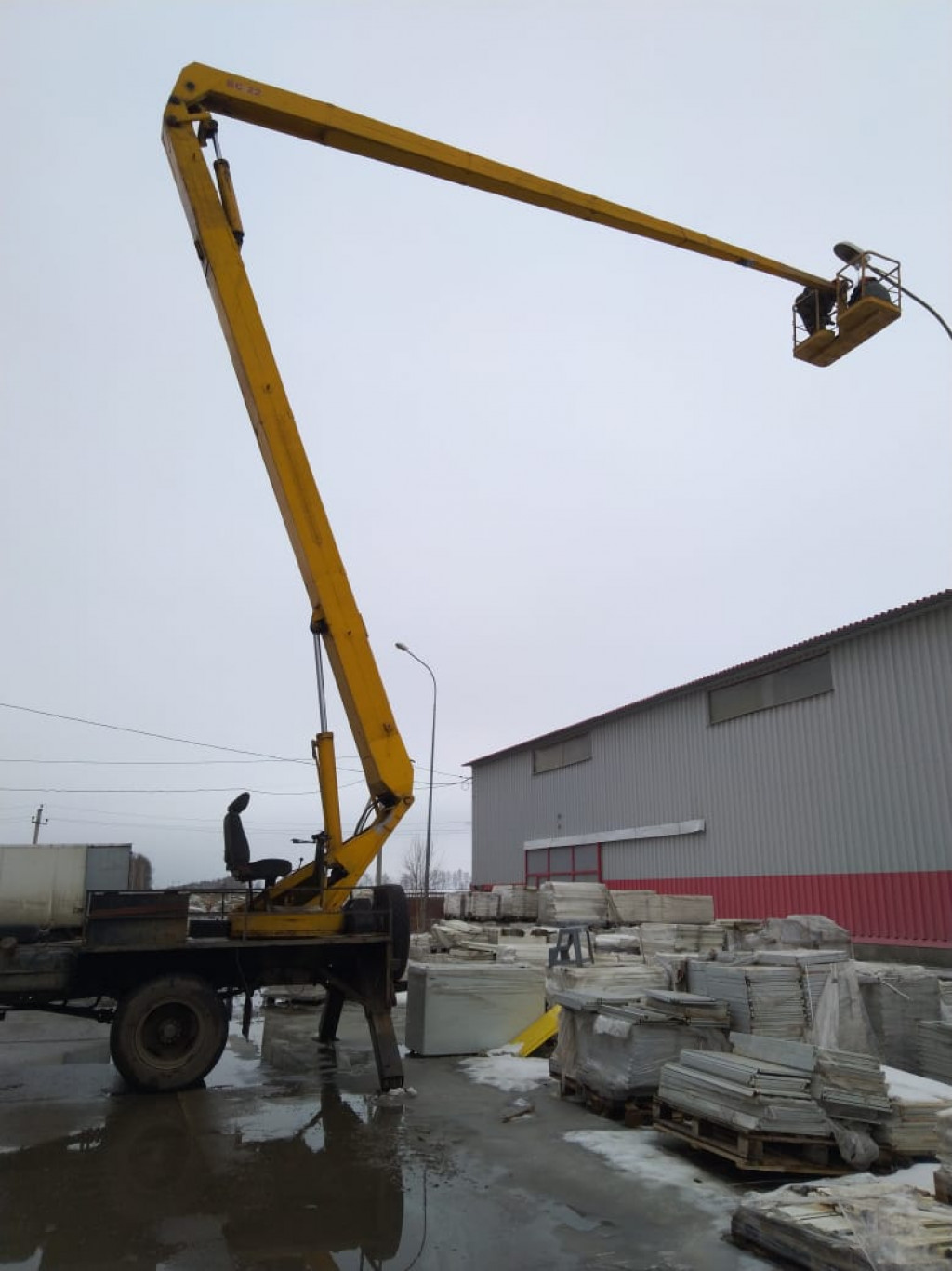 Услуги вышки Зил 130