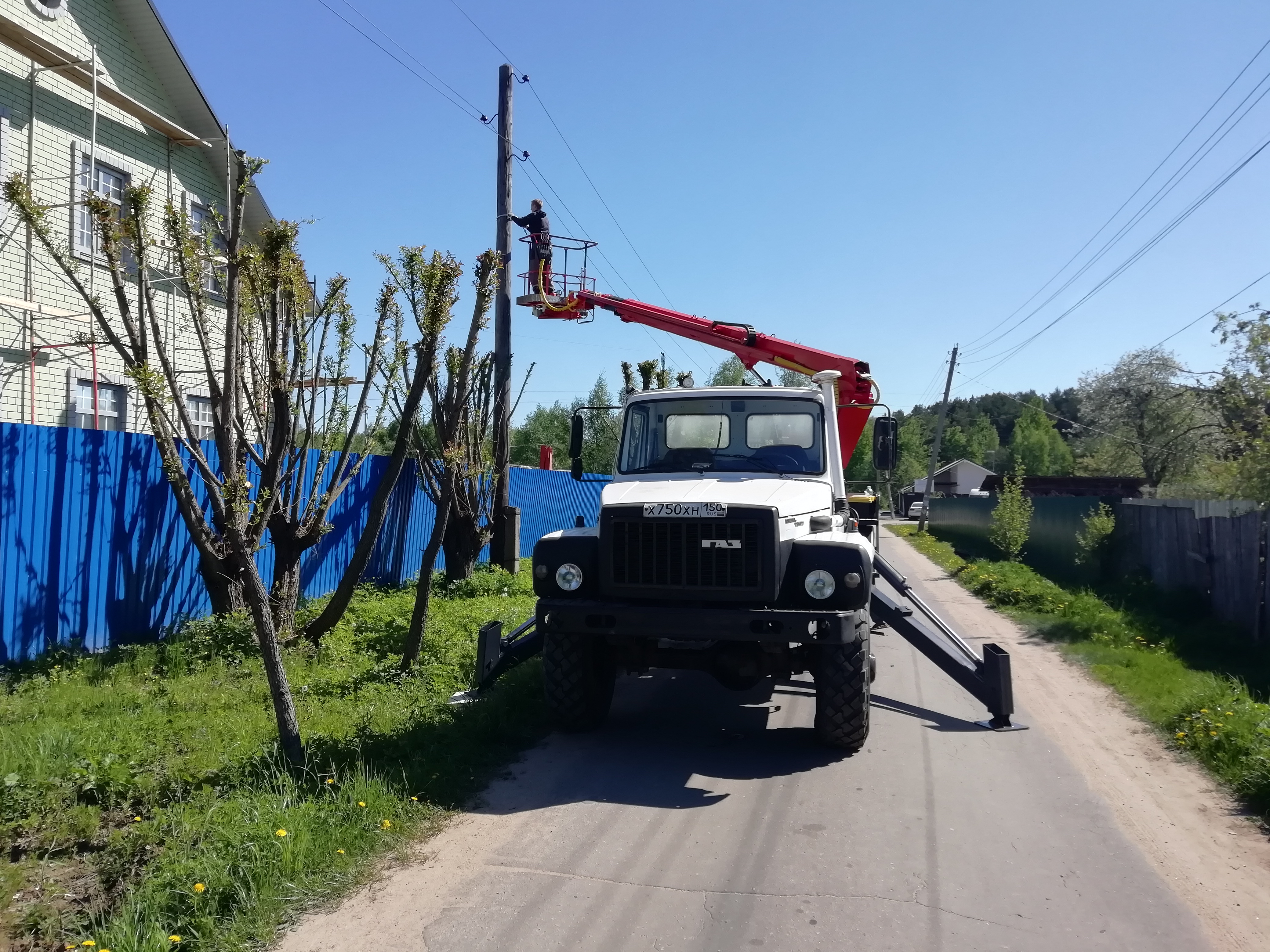 Автовышка - аренда, услуги, заказ.