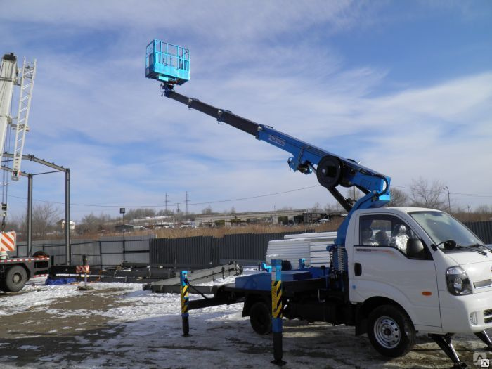 Услуги спецтехники. Аренда автовышки.