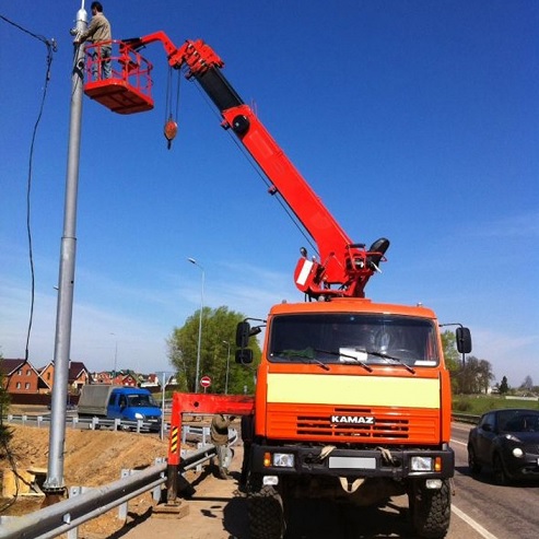 Услуги автовышек 18, 22, 28 метров.