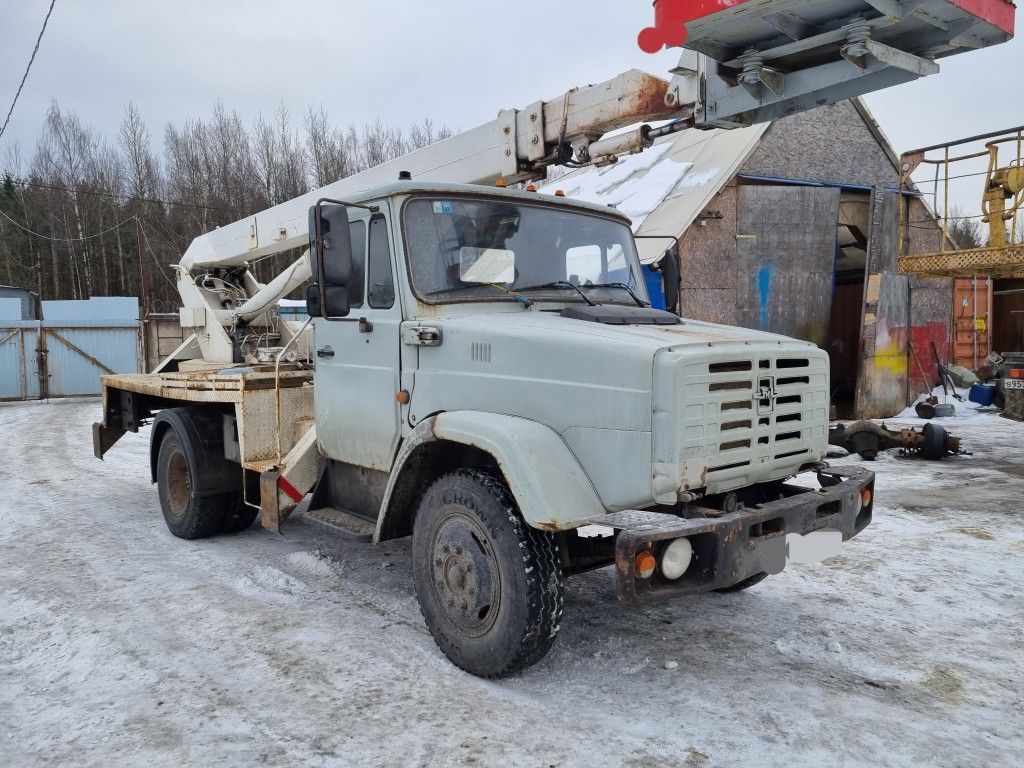 Аренда автовышки, услуги автовышка 18 метров.