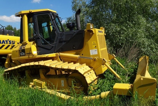 Бульдозер Хабаровск, гусеничный в аренду, услуги.