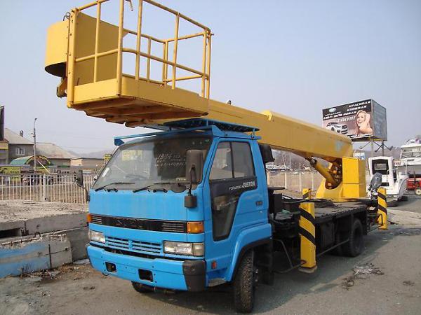 Аренда и услуги автовышки, манипулятор, ямобур,