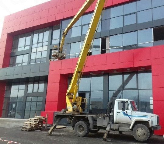 Аренда автовышки 22м