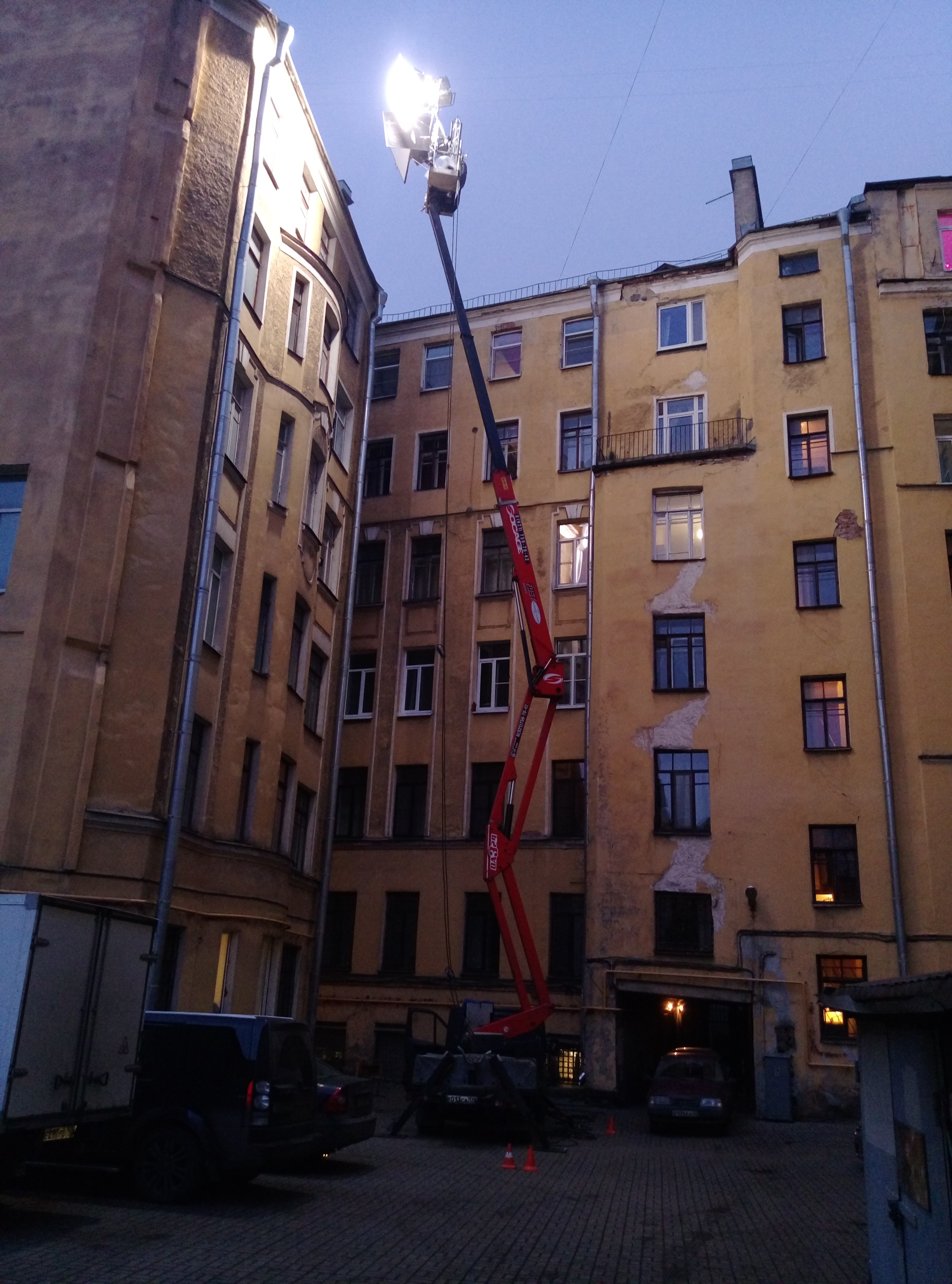 Автовышка АГП 24м