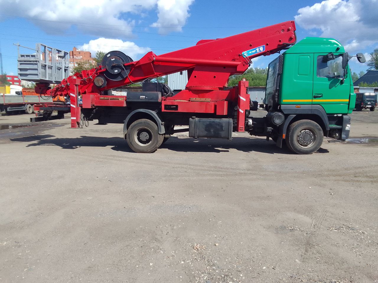 Услуги Автовышки 45 метров