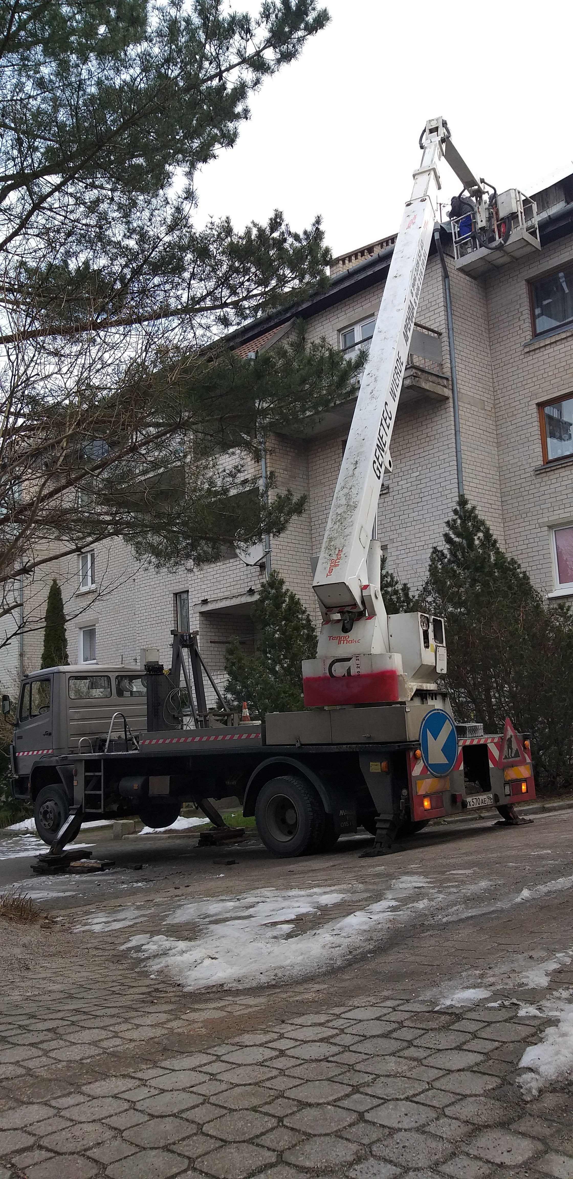 Аренда автовышки от собственника Вадим