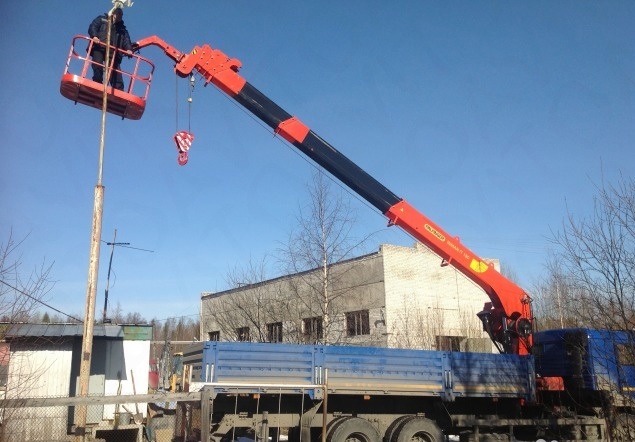 Предлагаем Вам услуги автовышки