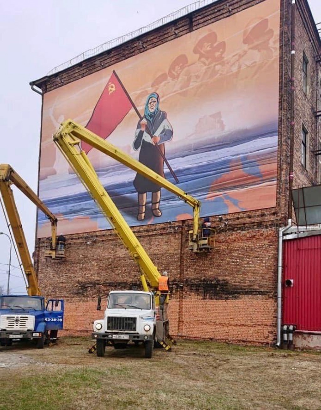 Автовышка ( АГП, ВС, Автогидроподъемник)