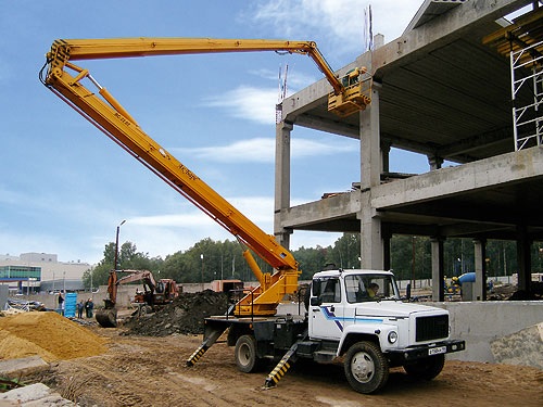 Автовышки, вылет стрелы от 9 до 24 метров