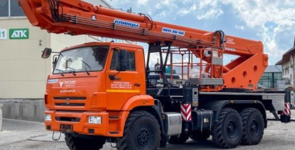 Подъем рабочих на высоту | Спил деревьев