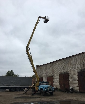 Аренда автовышки 22 метра трёхколенка