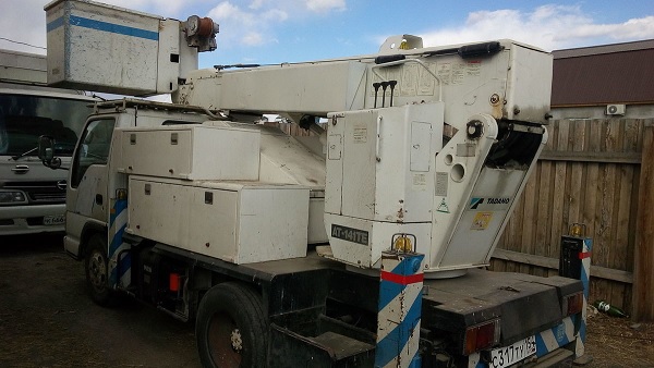 Услуги телескопической автовышки Isuzu Elf