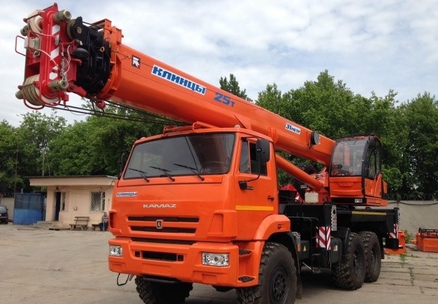 Аренда автовышек 20-45м.