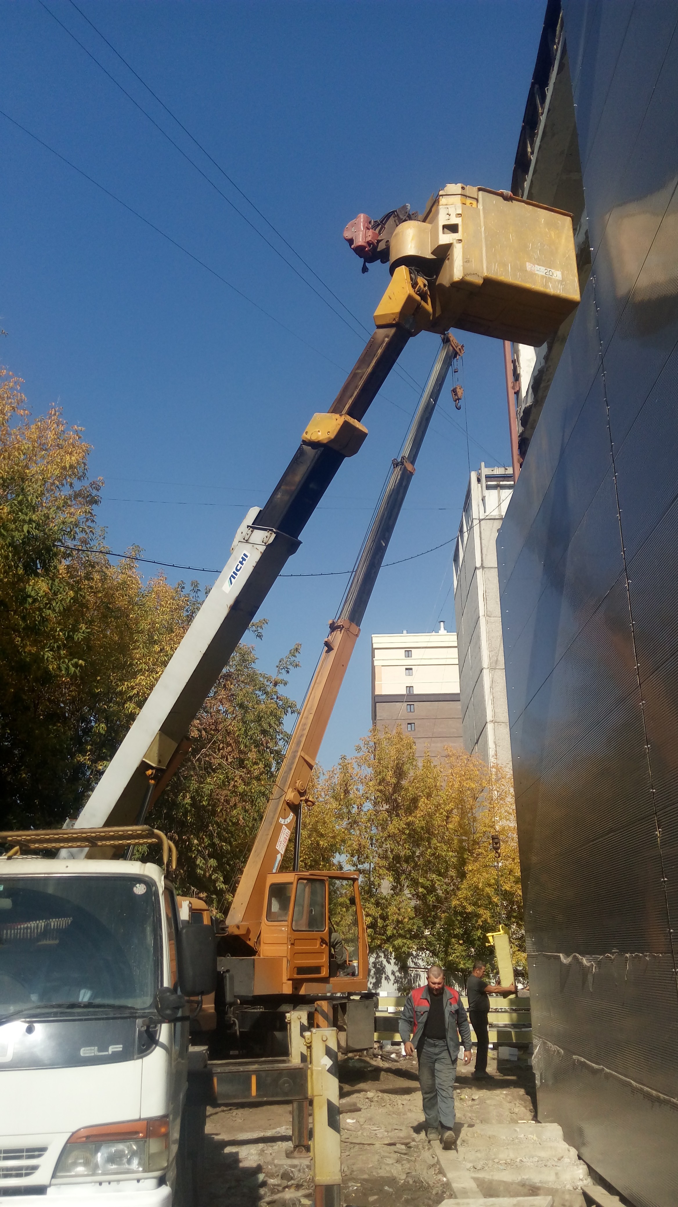 Услуги автовышки от собственника Денис