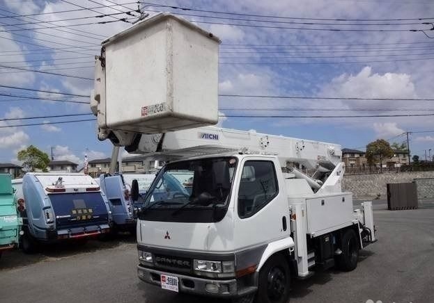 Предлагаю услуги автовышки 15 метров