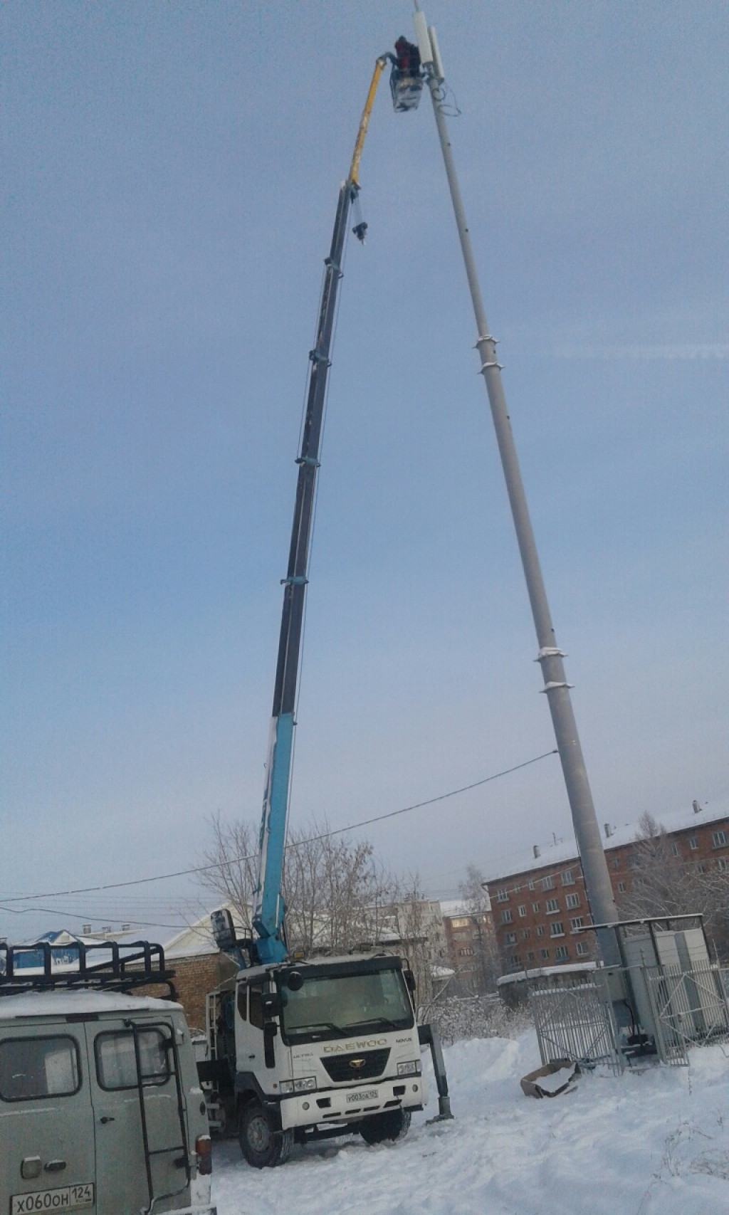 Автовышка. Услуги автовышек. Аренда вышек