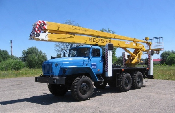 Предлагаем услуги автовышки на базе УРАЛ