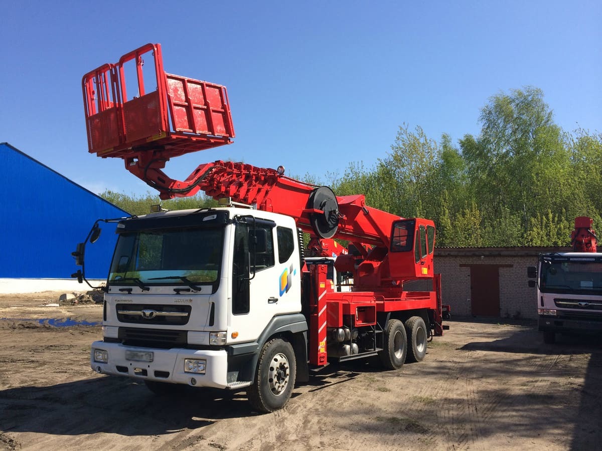 Услуги автовышки 16, 22, 28, 32, 45, 52, 75 метра