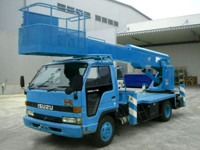 Услуги автовышки 18 м в Омске, мехрука 18 м