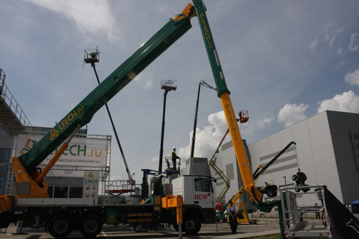 Заказ телескопической автовышки HYUNDAI