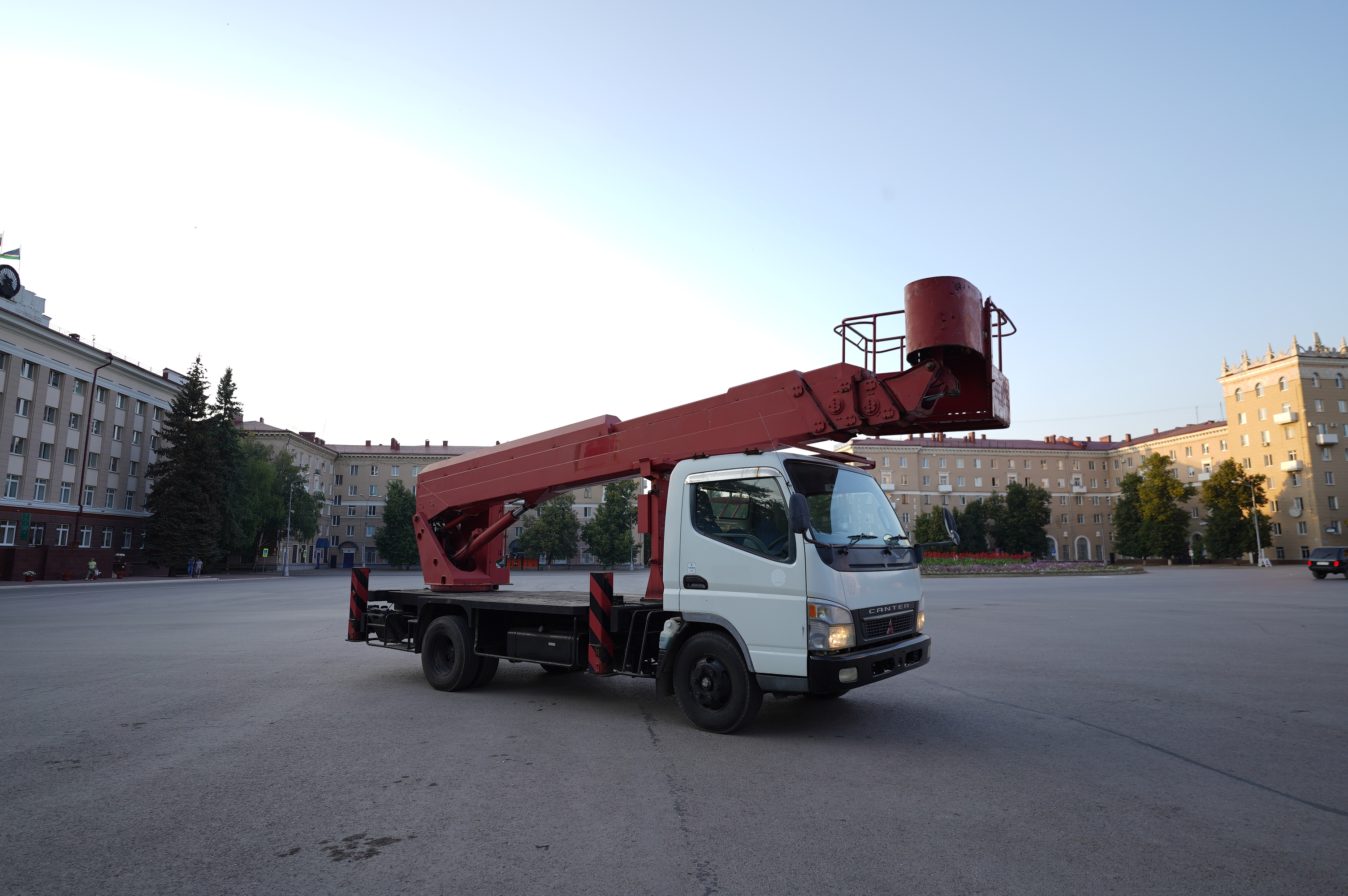 Автовышка Октябрьский. Услуги автовышки.