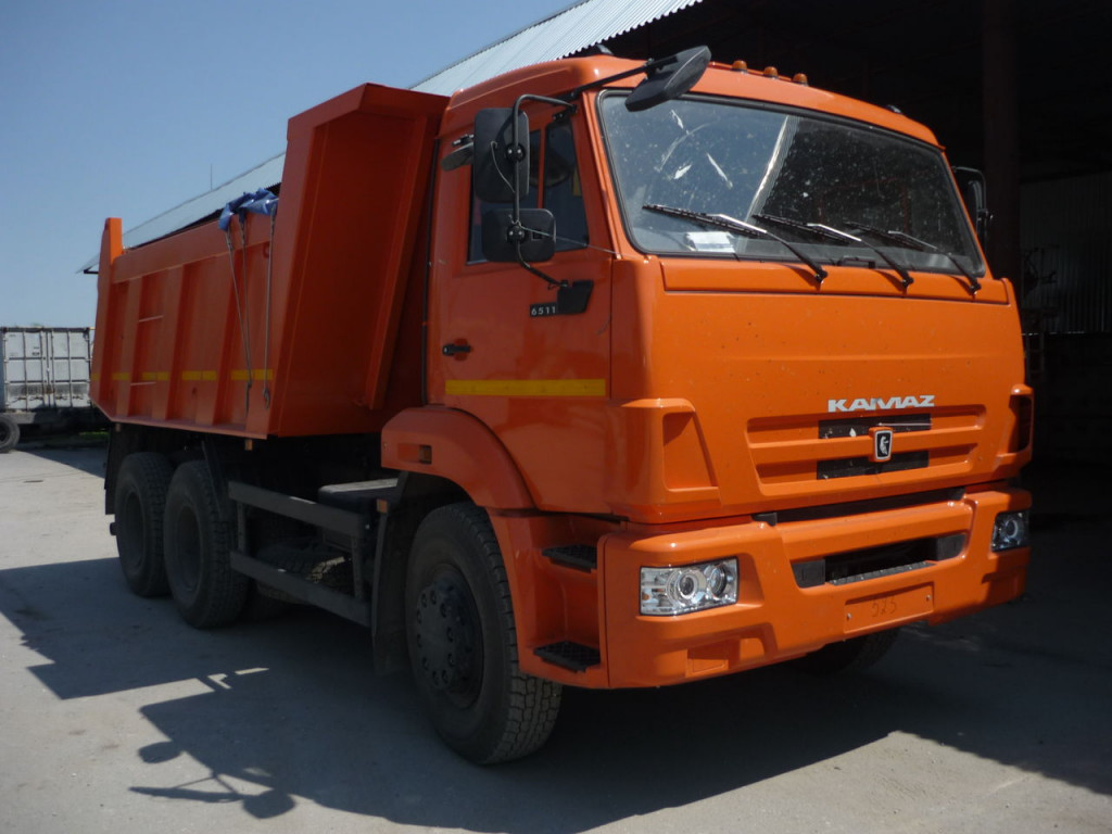 Аренда самосвала. Перевозка сыпучих грузов