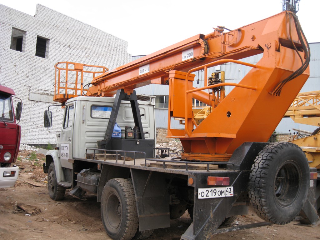 Сдам в аренду                            автогидроподъемник                            Зил от собственника Александр