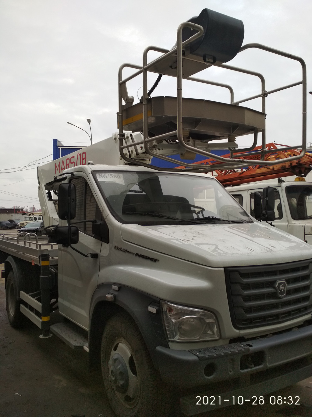 Аренда автовышки телескопическая