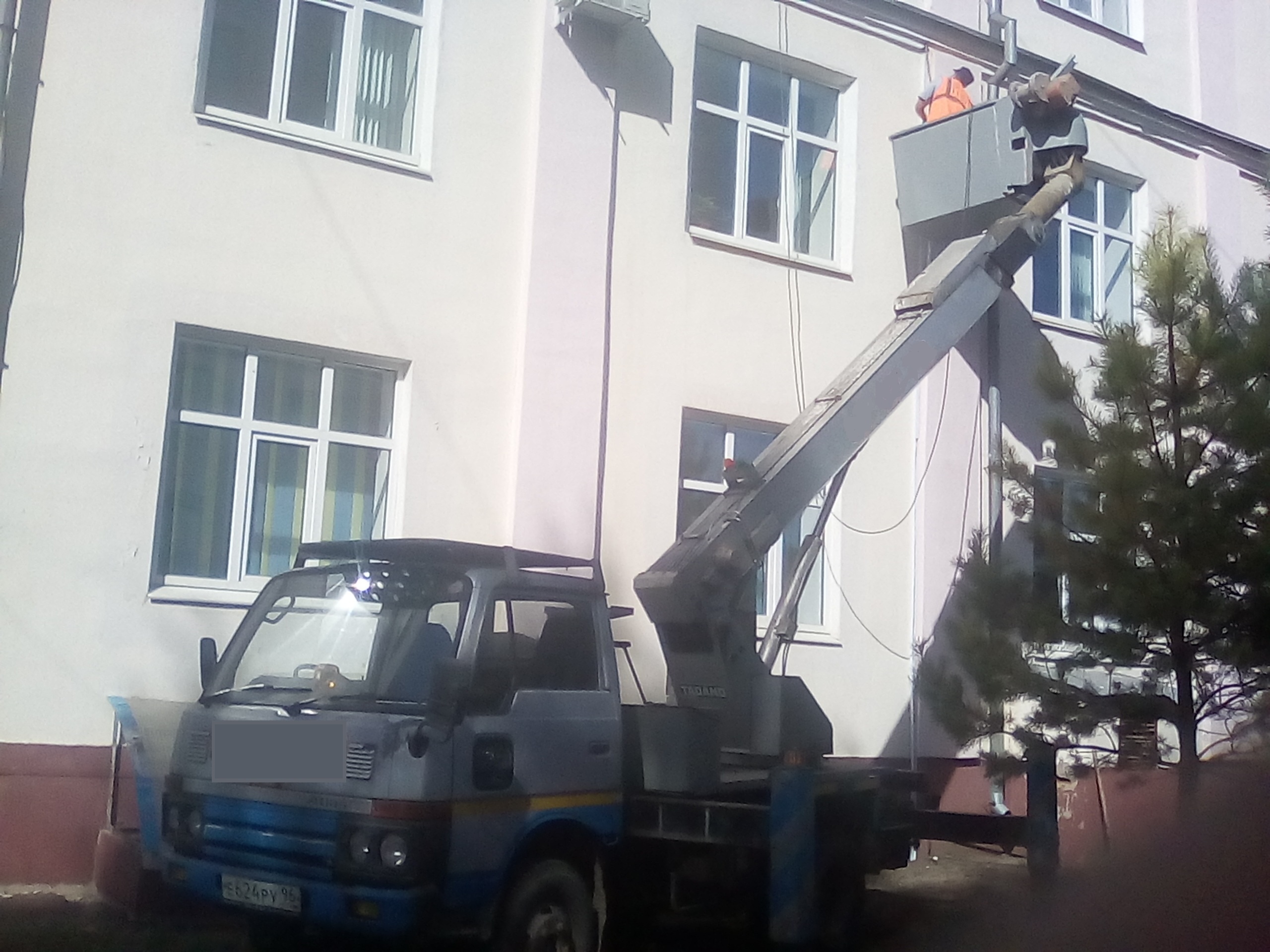 Услуги автовышки от собственника Евгений