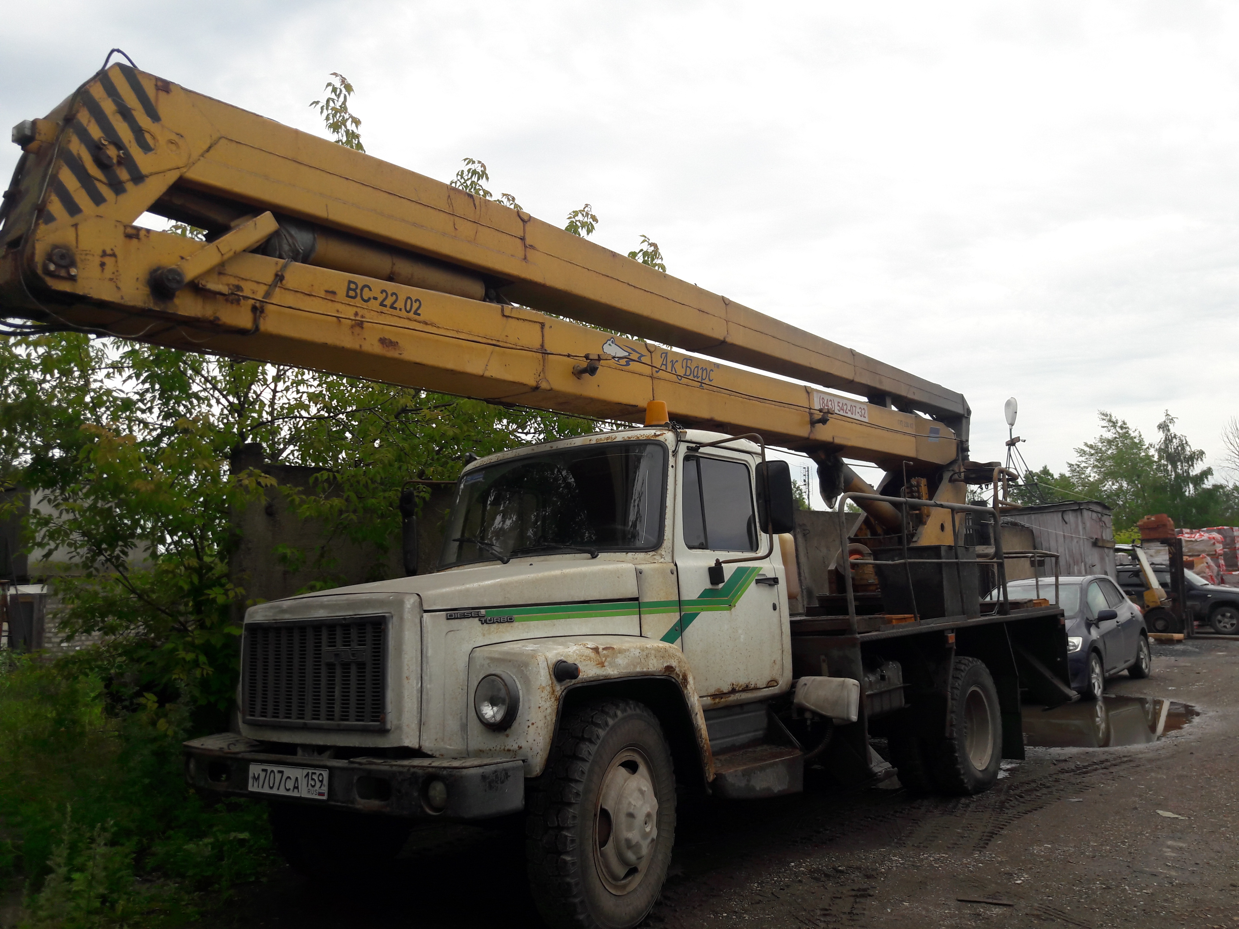 Аренда автовышка 22м.  Заказ, услуги.