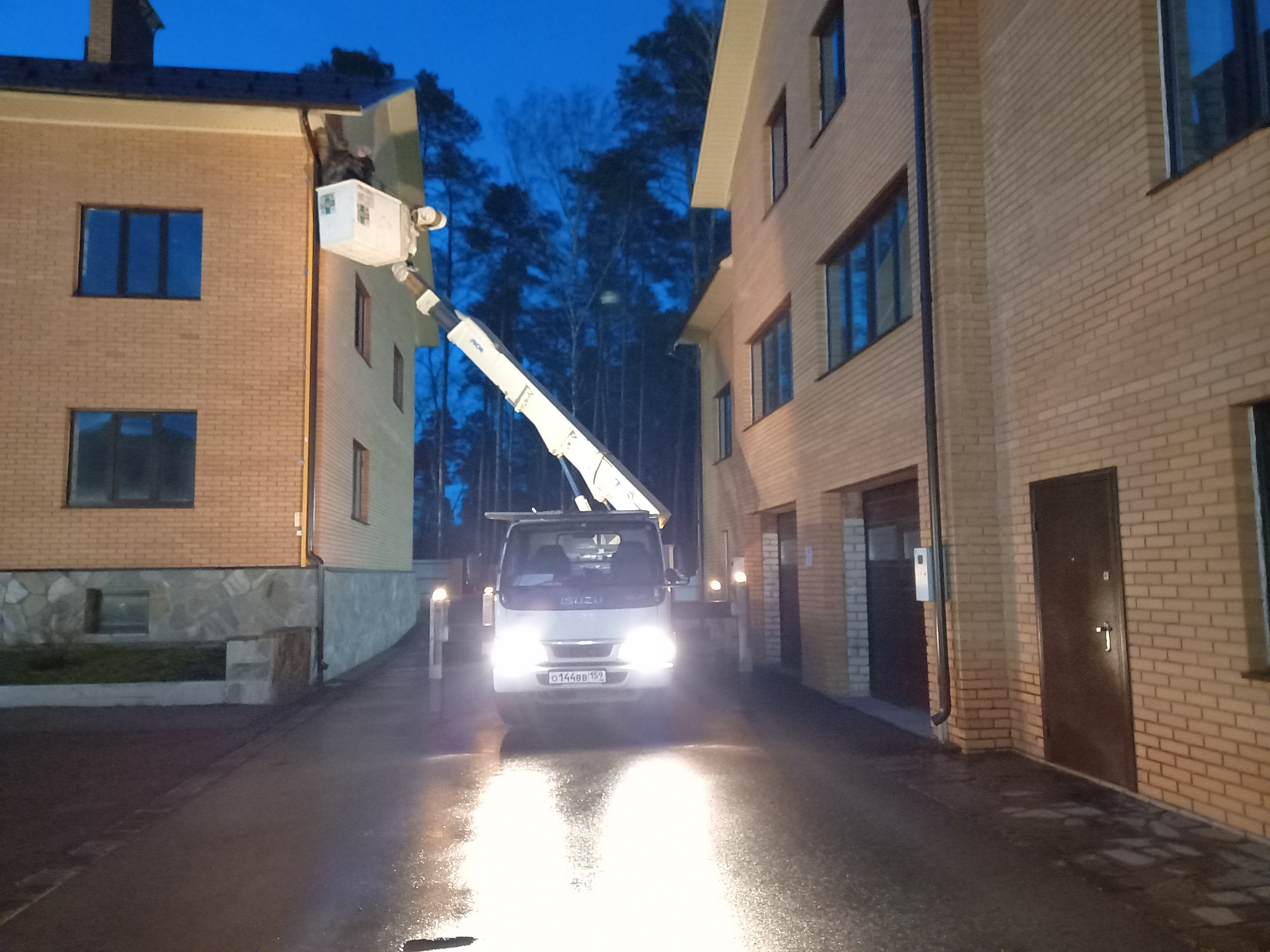 Аренда автовышки услуги заказ