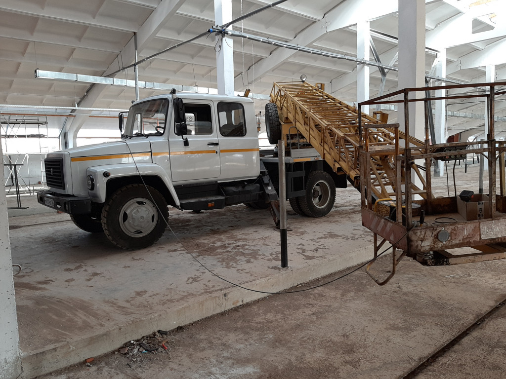 Автовышка АГП в аренду.