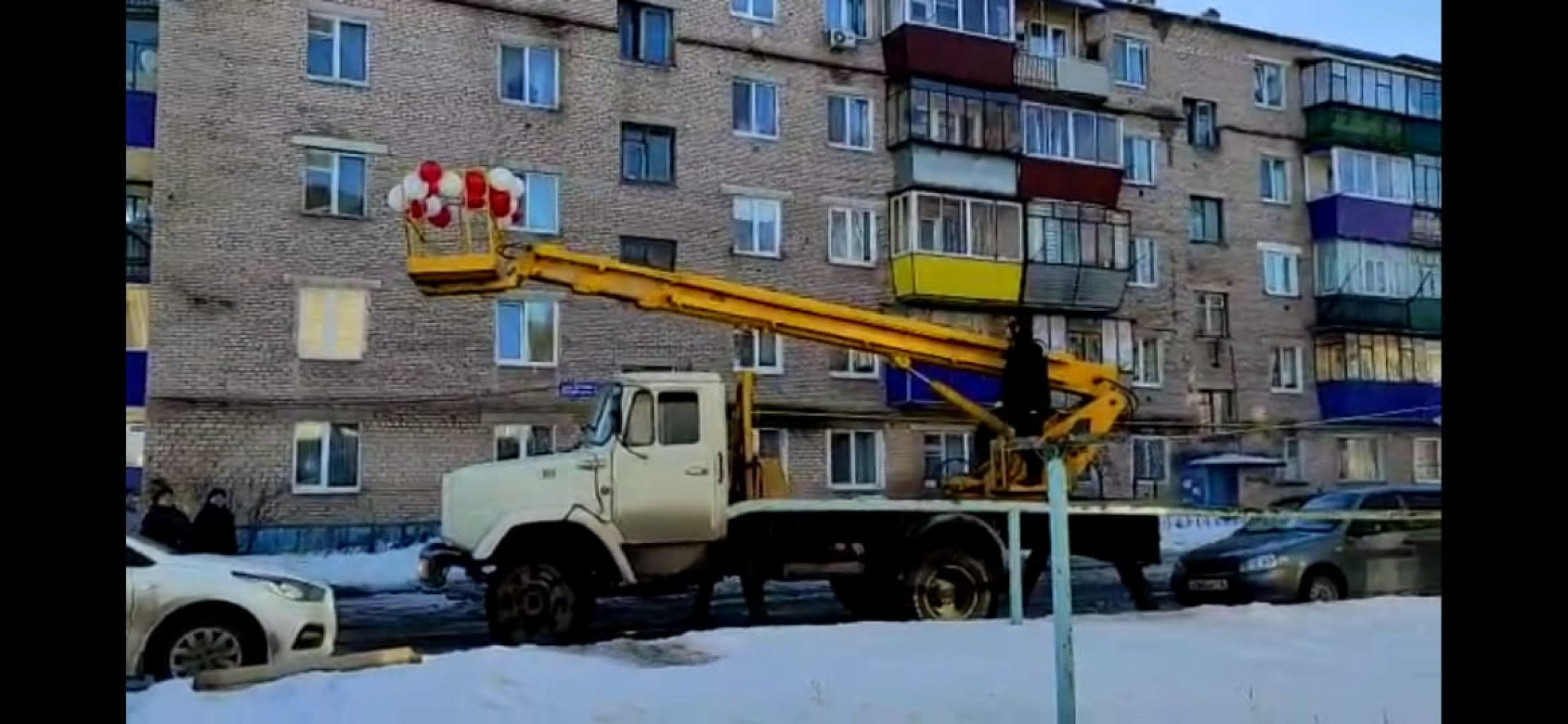 Услуги, аренда телескопической автовышки.