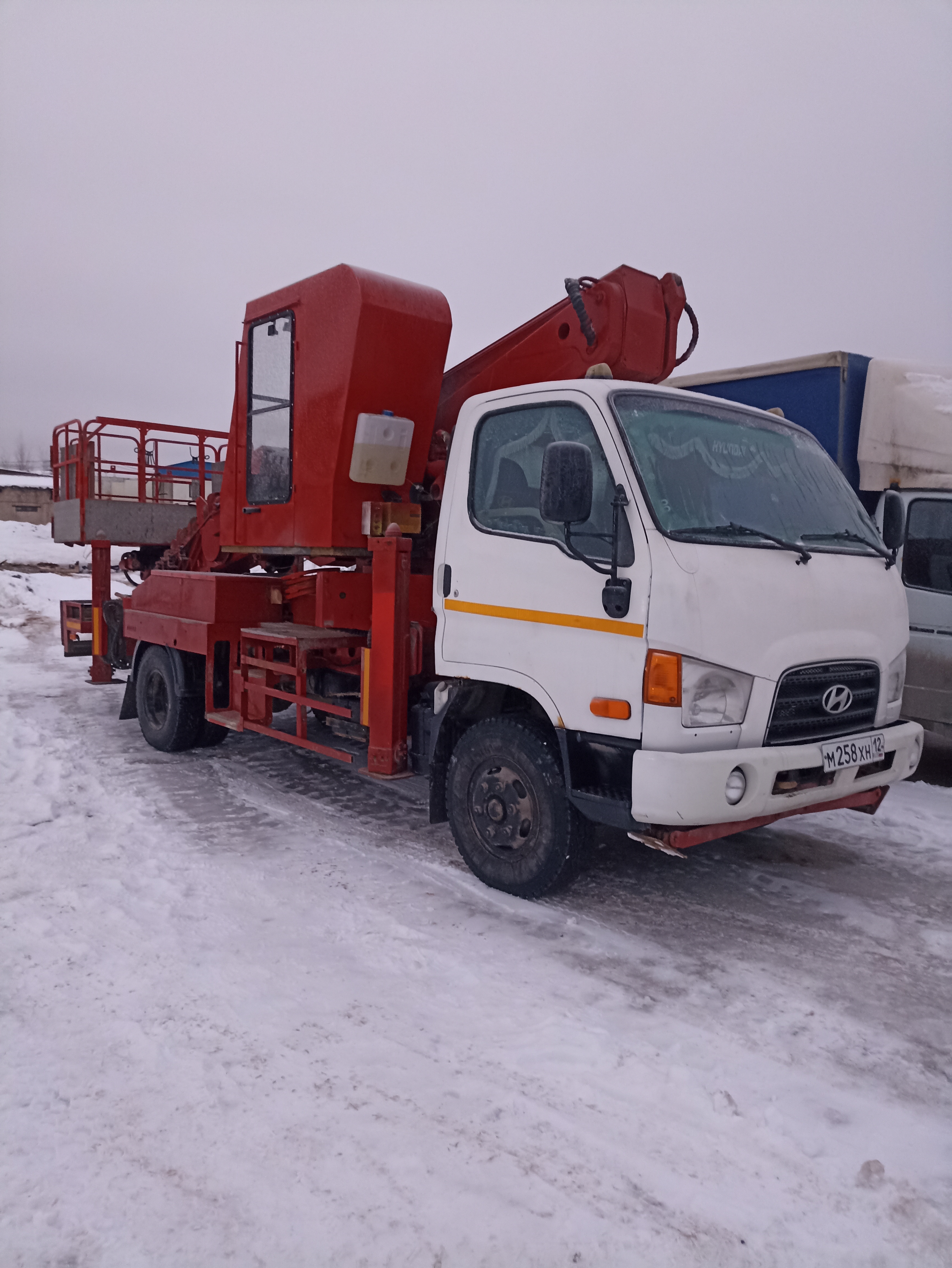 Аренда автовышки. Высотные работы.