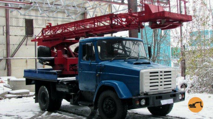 Зил. Аренда автовышки.