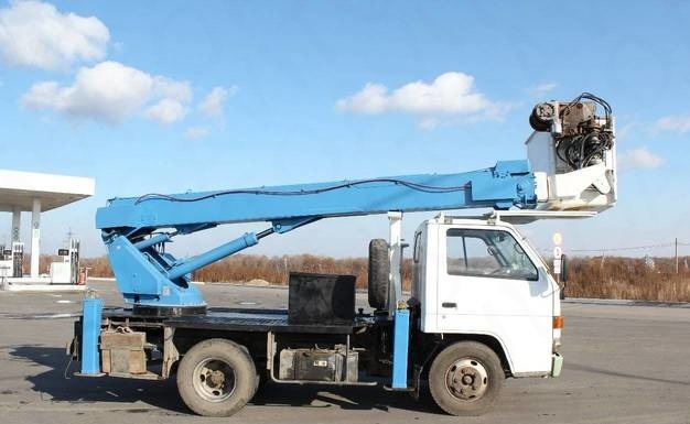 Аренда автовышки 15м18м22м