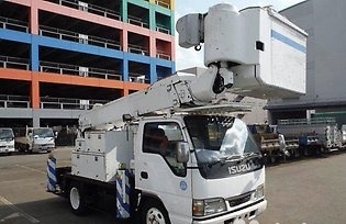 Аренда автовышки 15,18,22,26 метров № 1205449446,