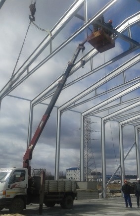 Автовышка,высота подъёма до14м