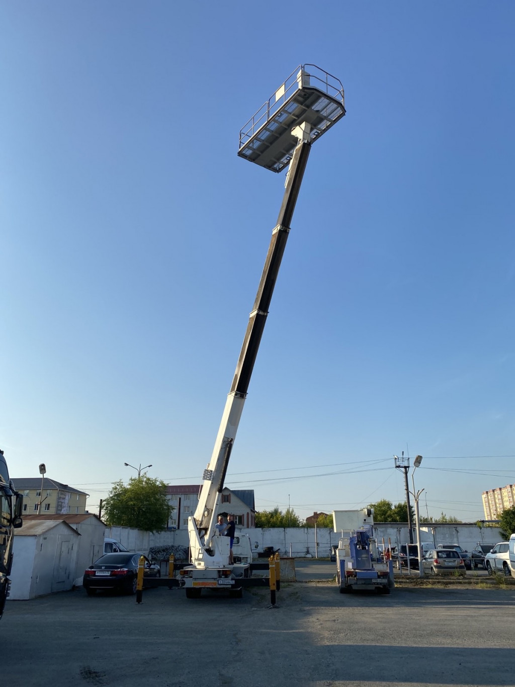 Аренда,услуги автовышки