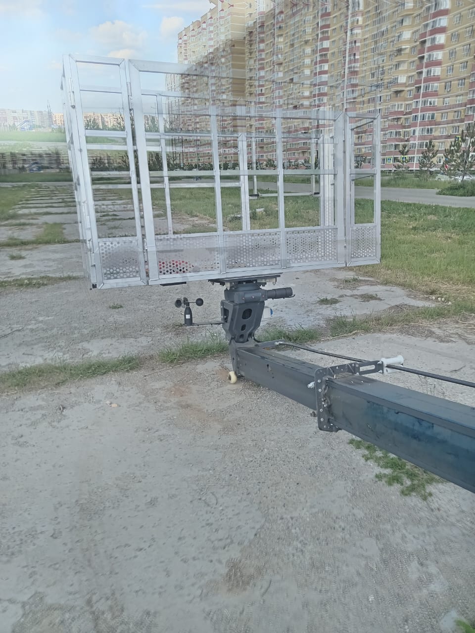 Услуги автовышки 30,5 м.