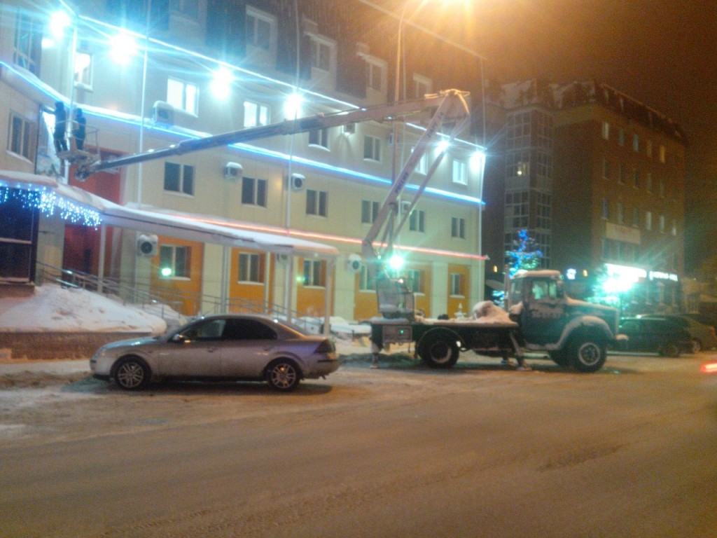 Сдам в аренду                            автогидроподъемник                            Автовышка 25м от собственника Дмитрий