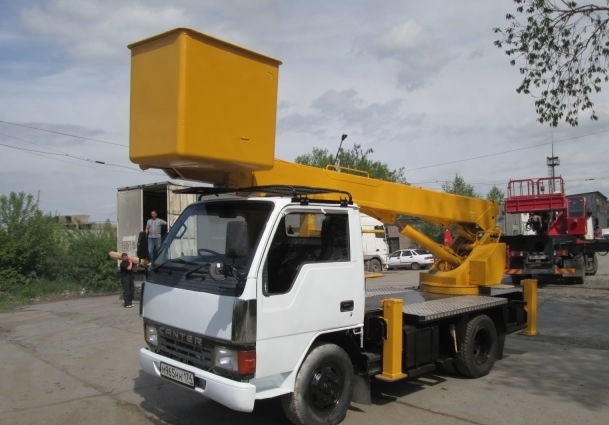 Автовышка Мицубиси Кантер 15м