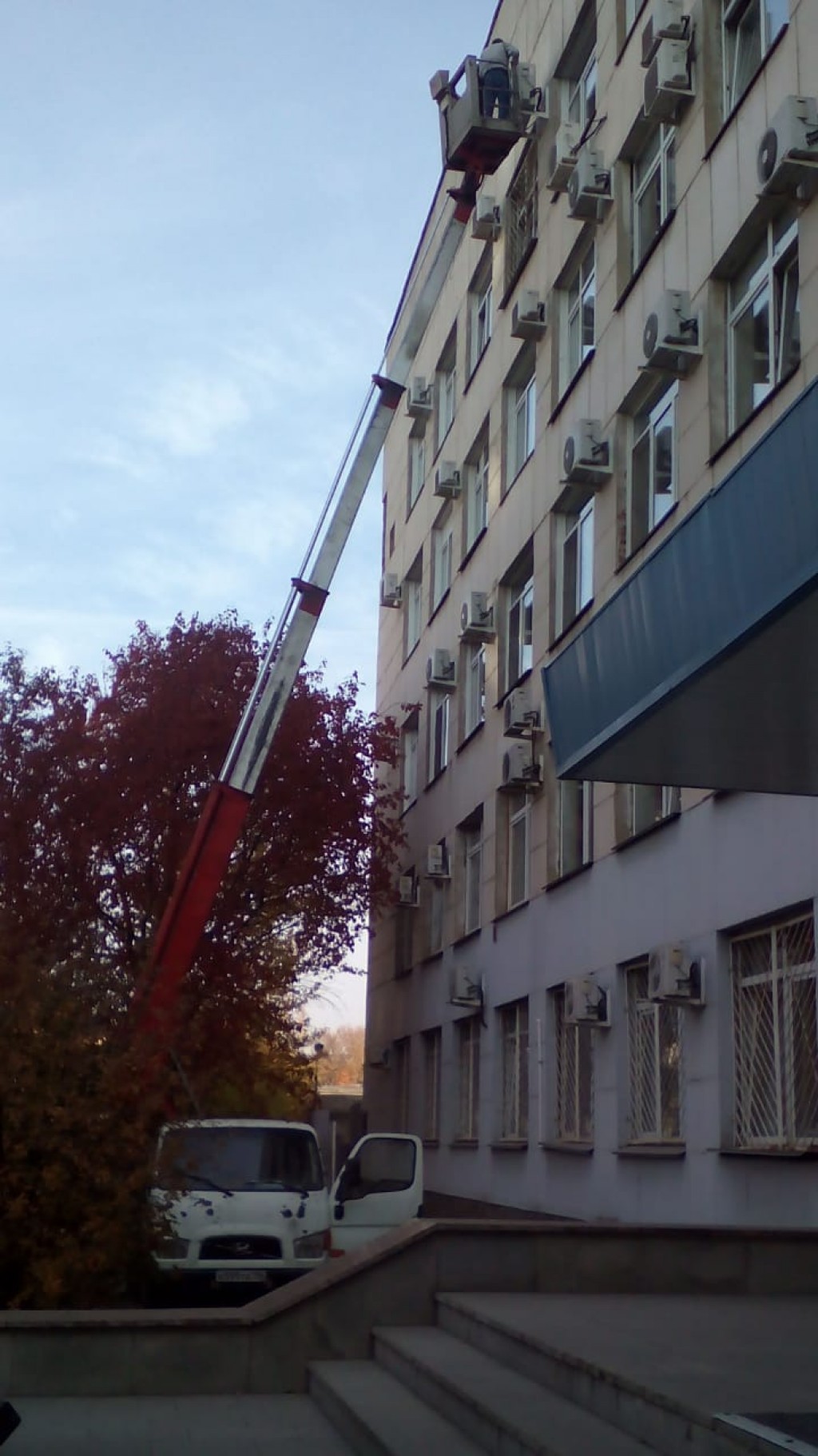 Аренда автовышки от собственника Екатерина