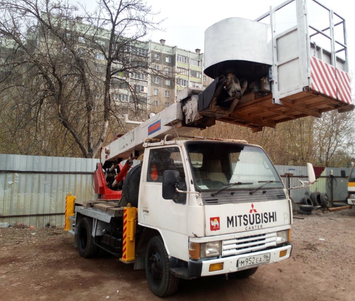 Автовышка оснащена корзиной трансформер